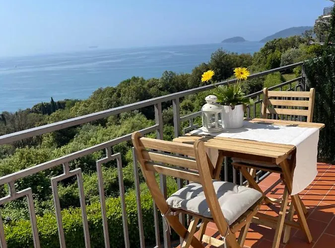 Un Sogno Nel Golfo Dei Poeti アパート